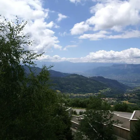 Apartment Au Pied Des Pistes Avec Balcon Et Casier A Skis - Fr-1-557-13
