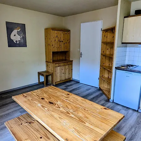 4 Pers Au Pied Des Pistes Avec Balcon - Fr-1-557-13 Les Adrets