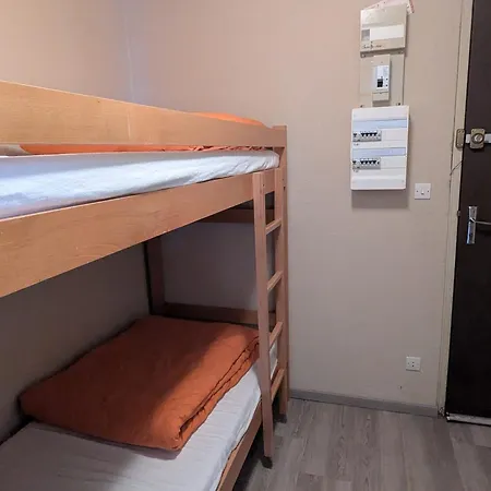 4 Pers Au Pied Des Pistes Avec Balcon - Fr-1-557-13 Lägenhet *